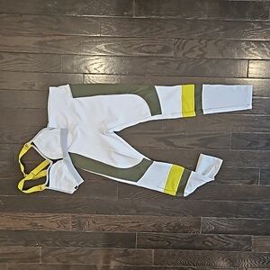 Athleisure / yoga set